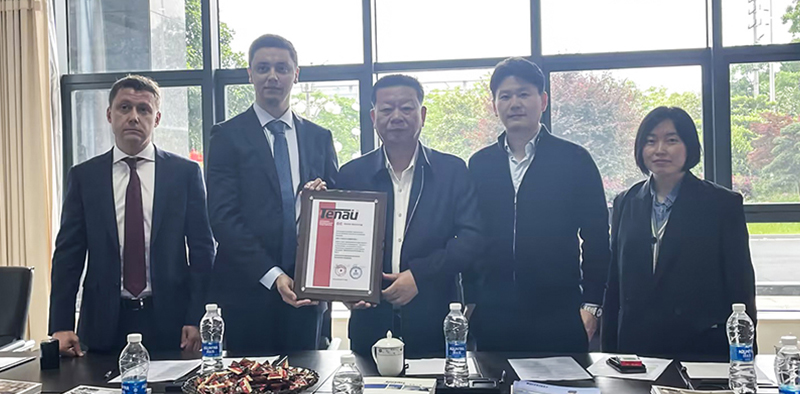 热烈祝贺熊猫体育首页电梯（中国）有限公司与俄罗斯公司GLOBAL-ELEVATING, LLC双方签署了合作协议! 